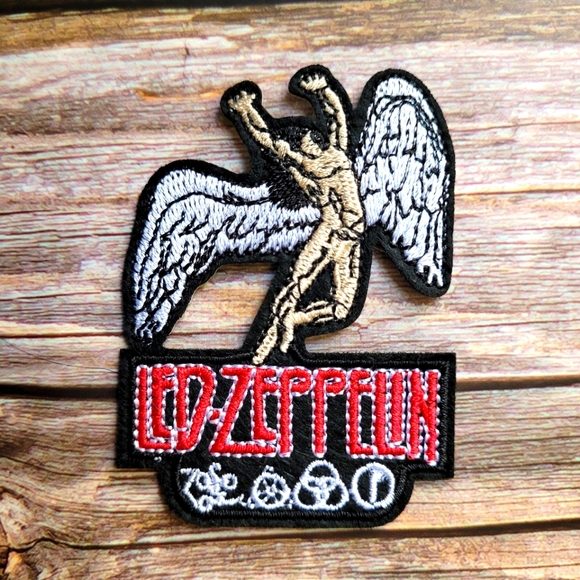 Led Zeppelin 70s Classic Rock Vintage Embroidered Iron on Patch - Picture 1 of 2